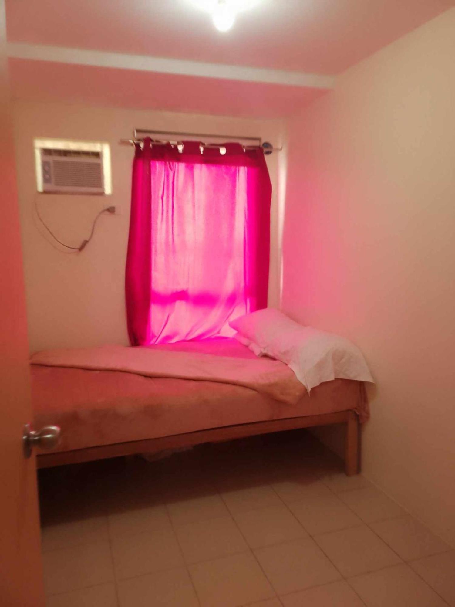 Urban Deca O1257 Ortigas Near Sm East Pasig Apartment
